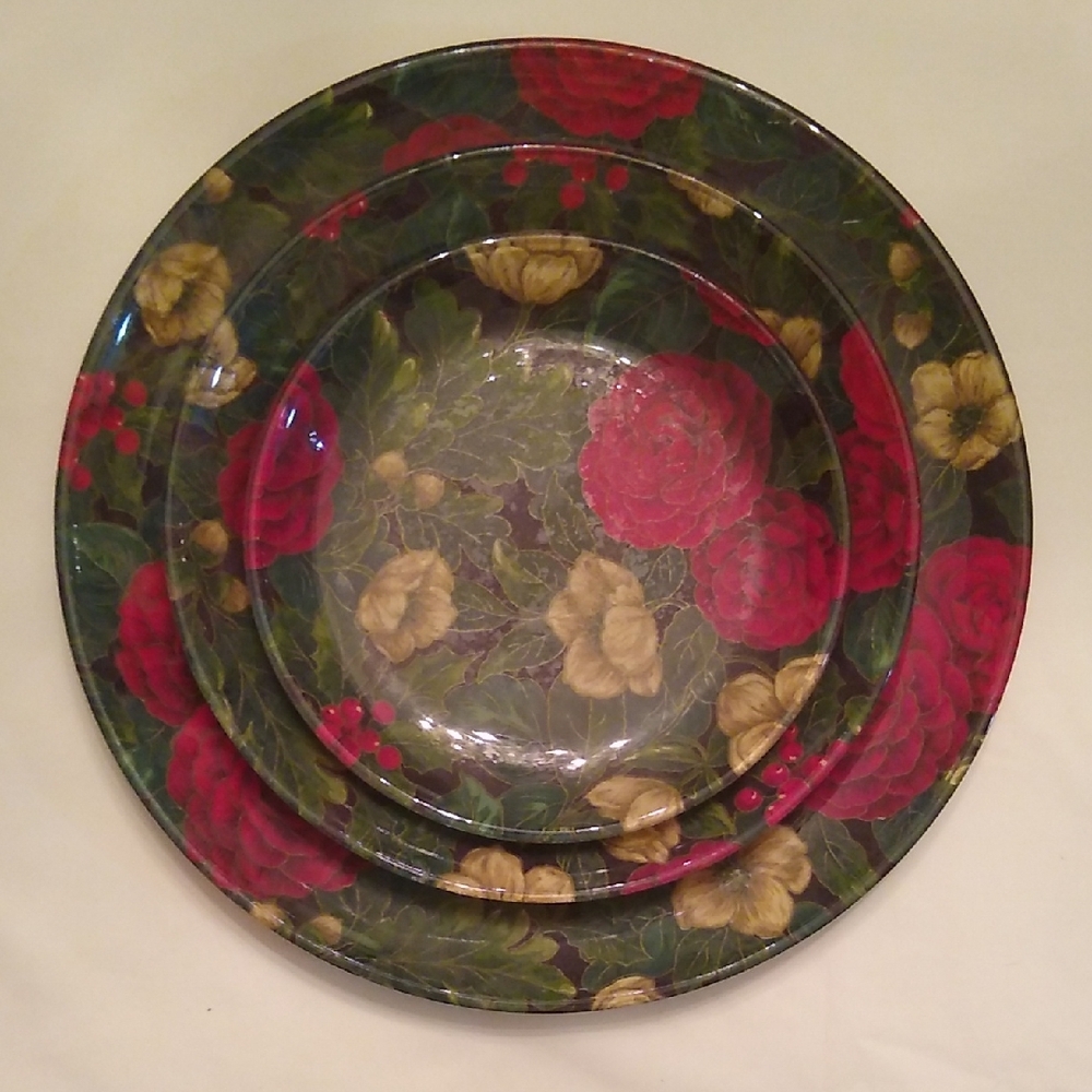 Floral Holiday Decor Plate Set - Picture 6 of 6